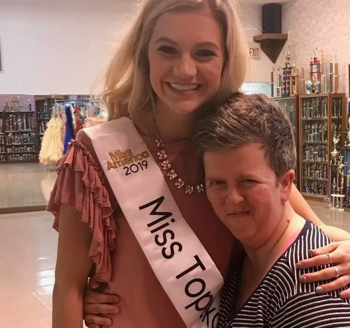 Miss Topeka visits Dance Class